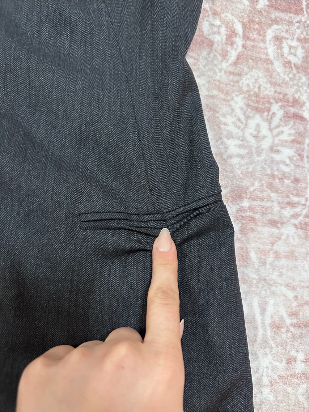$395 Hugo Boss Virgin Wool Shift Dress - Picture 15 of 15
